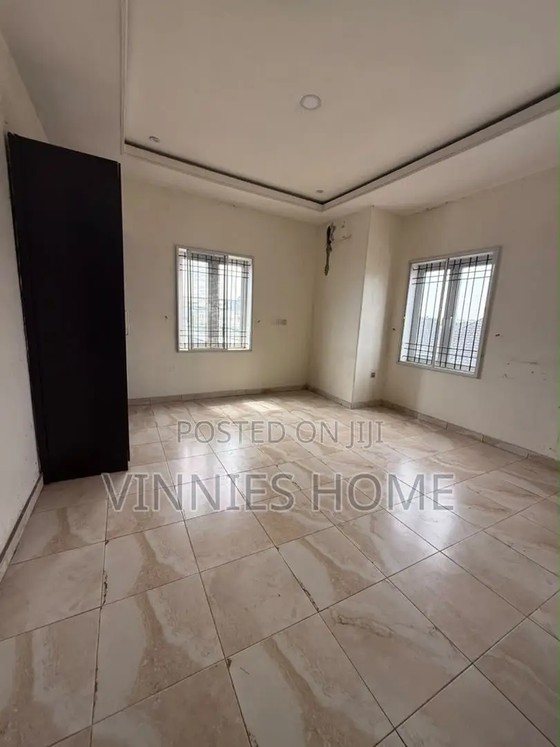 3bdrm Block of Flats in Oral Estate, Lekki Expressway for rent in Lekki Expressway