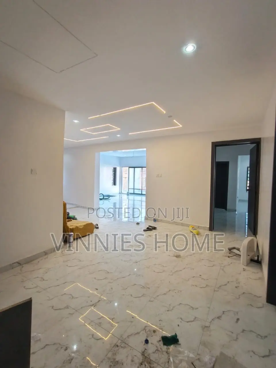 3bdrm Block of Flats in Chevron, Lekki Phase 1 for rent in Lekki Phase 1