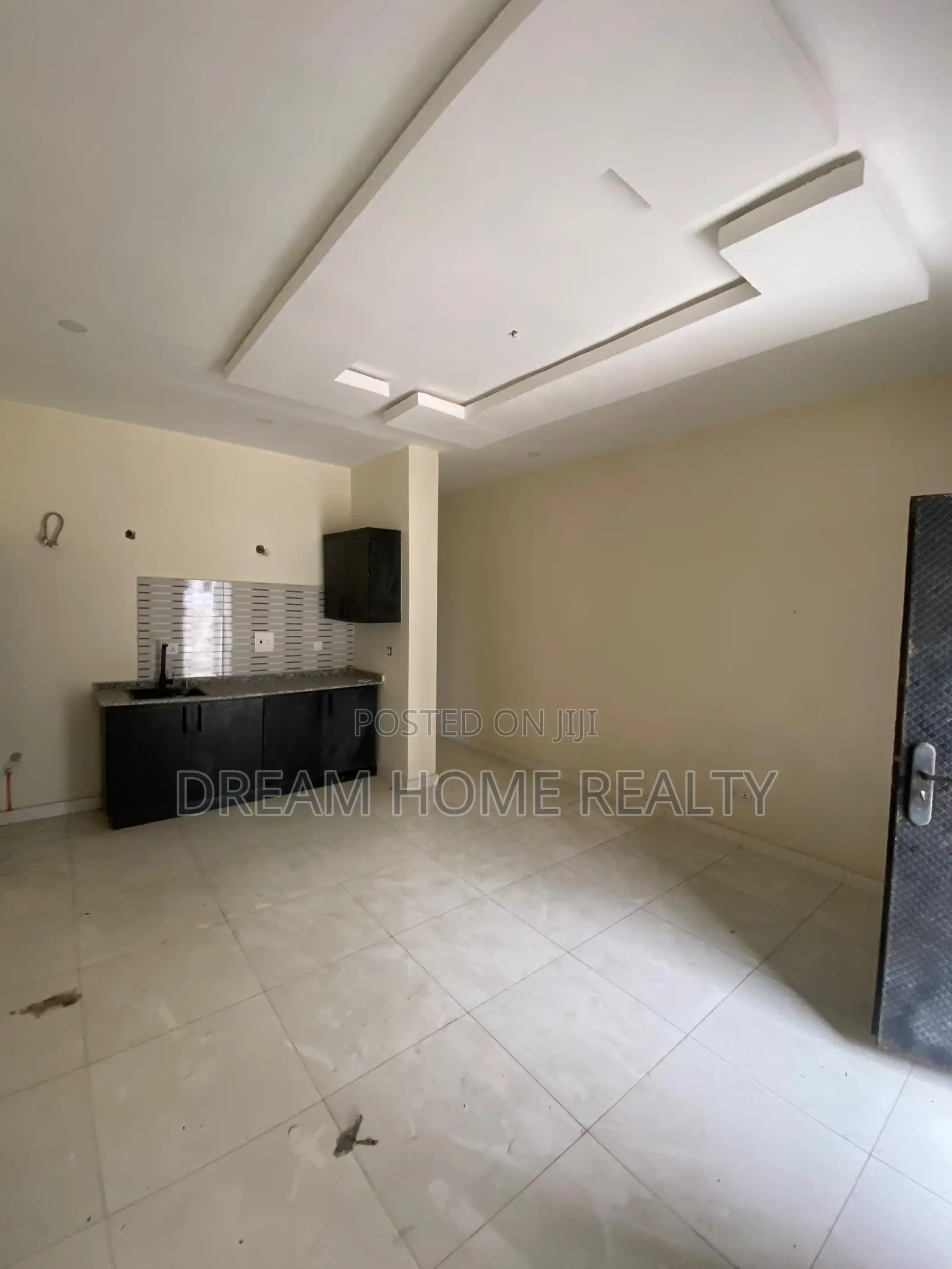 1bdrm Apartment in By Skymall, Sangotedo for rent in Sangotedo