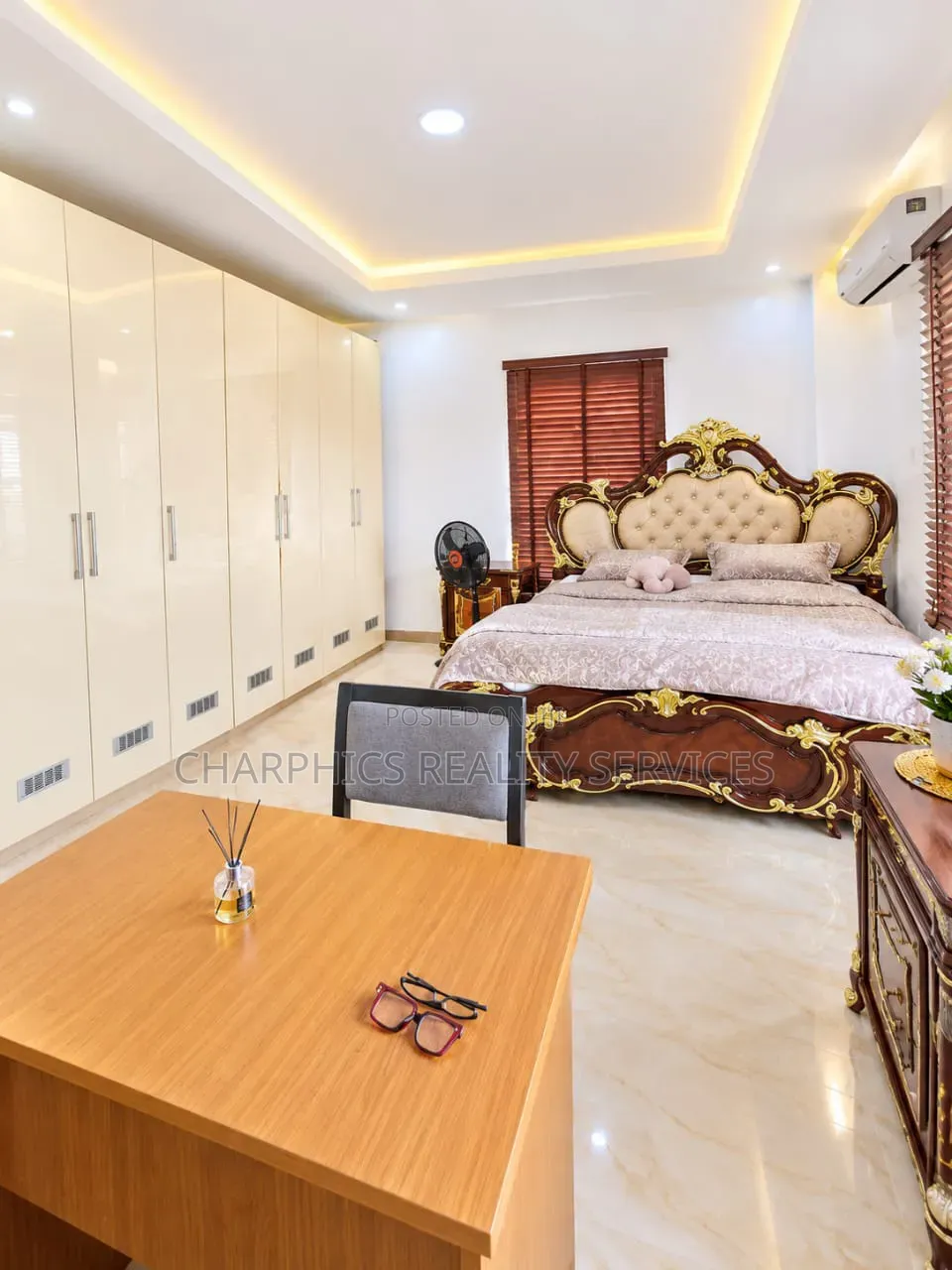 Furnished 5bdrm Duplex in GRA Phase 2 Shangisha for sale in GRA Phase 2 Shangisha