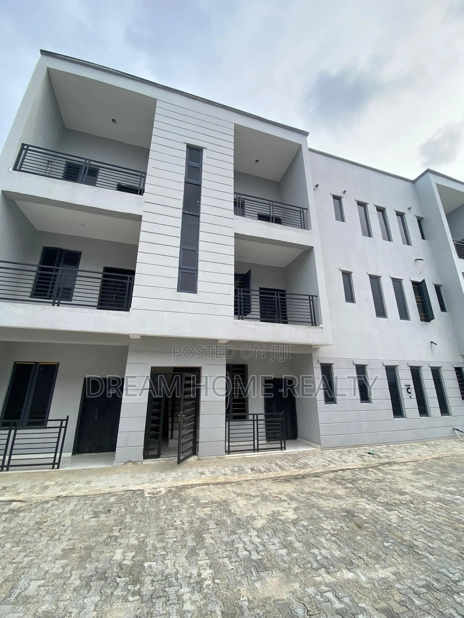 2bdrm Apartment in By Skymall, Sangotedo for rent in Sangotedo