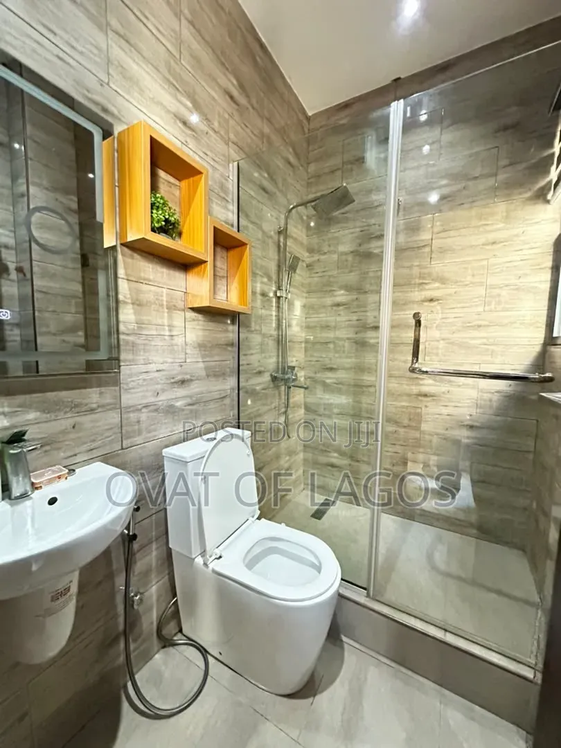 Furnished 2bdrm Apartment in Lekki Phase 1 for sale in Lekki Phase 1