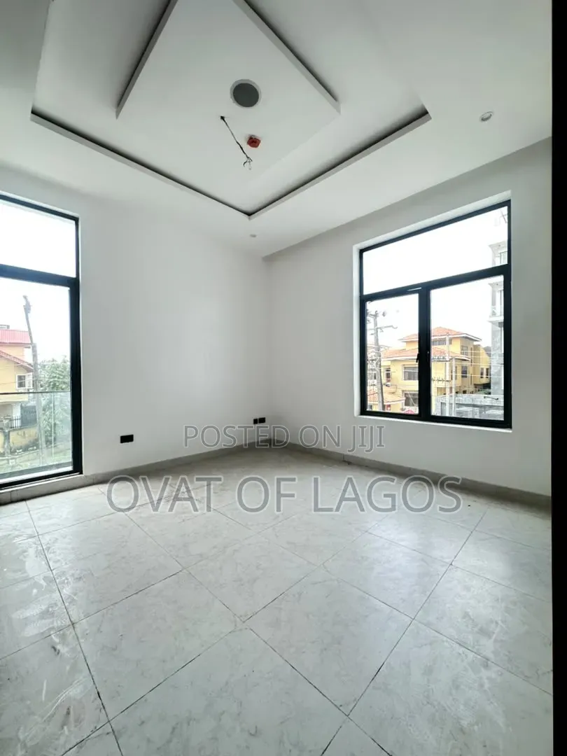 2bdrm Apartment in Lekki Phase 1 for sale in Lekki Phase 1