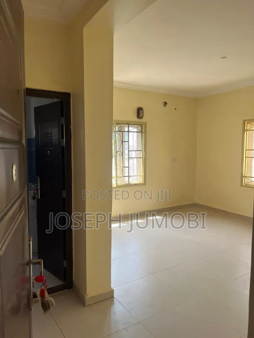 2bdrm Block of Flats in Durumi for rent in Durumi