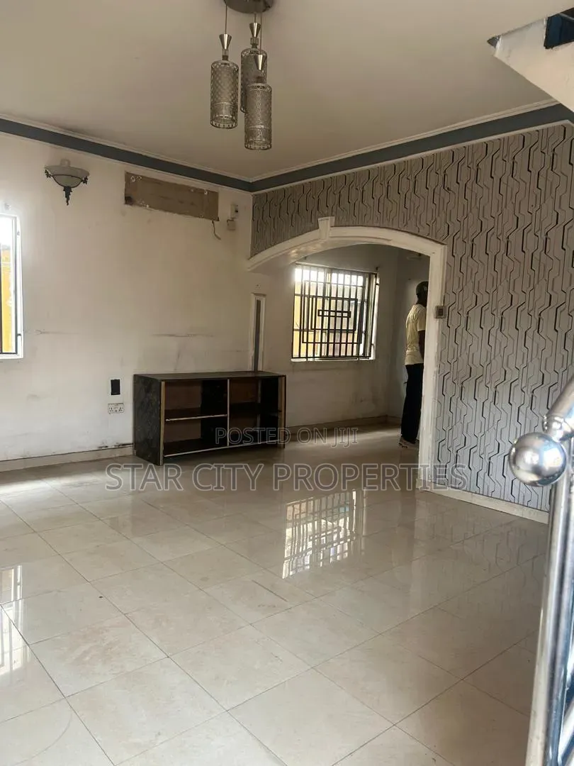 3bdrm Duplex in Magodo Phase 2 for rent in GRA Phase 2 Shangisha