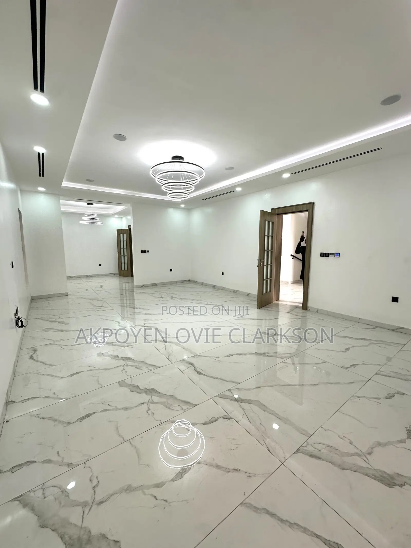 5bdrm Duplex in Guzape District for sale in Guzape District