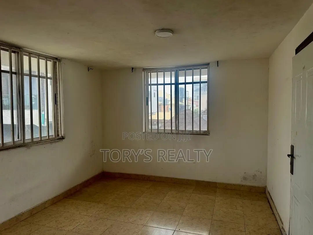 20bdrm Duplex in Lekki Phase 1 for rent in Lekki Phase 1