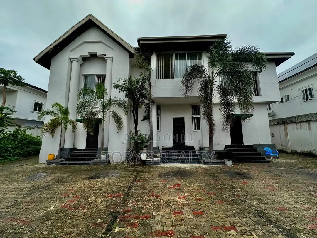 20bdrm Duplex in Lekki Phase 1 for rent in Lekki Phase 1