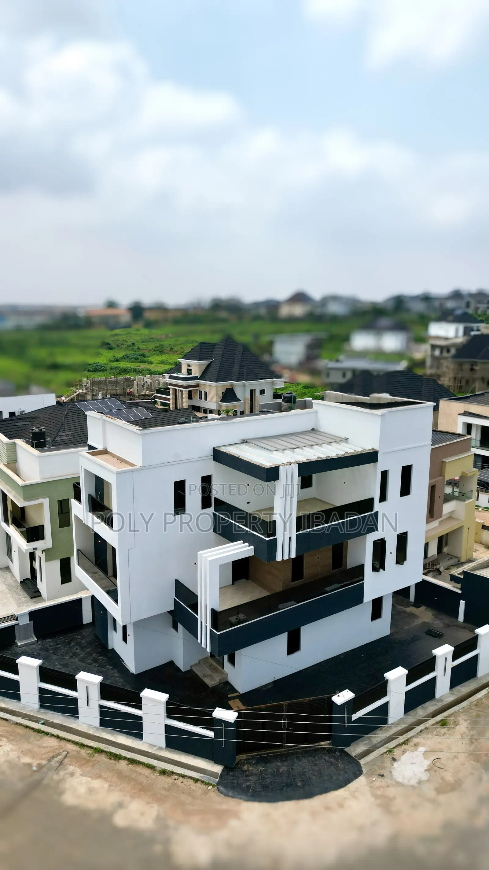 4bdrm Penthouse in Carlton Gate Estate, Ibadan for sale in Ibadan