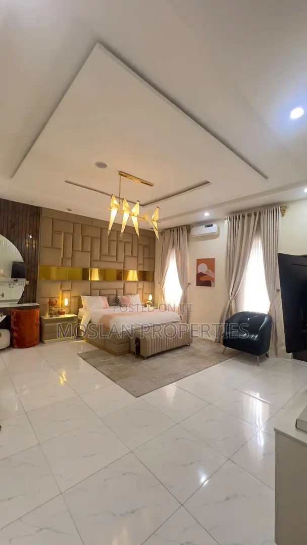 Furnished 4bdrm Duplex in Lekki Phase 2 for rent in Lekki Phase 2