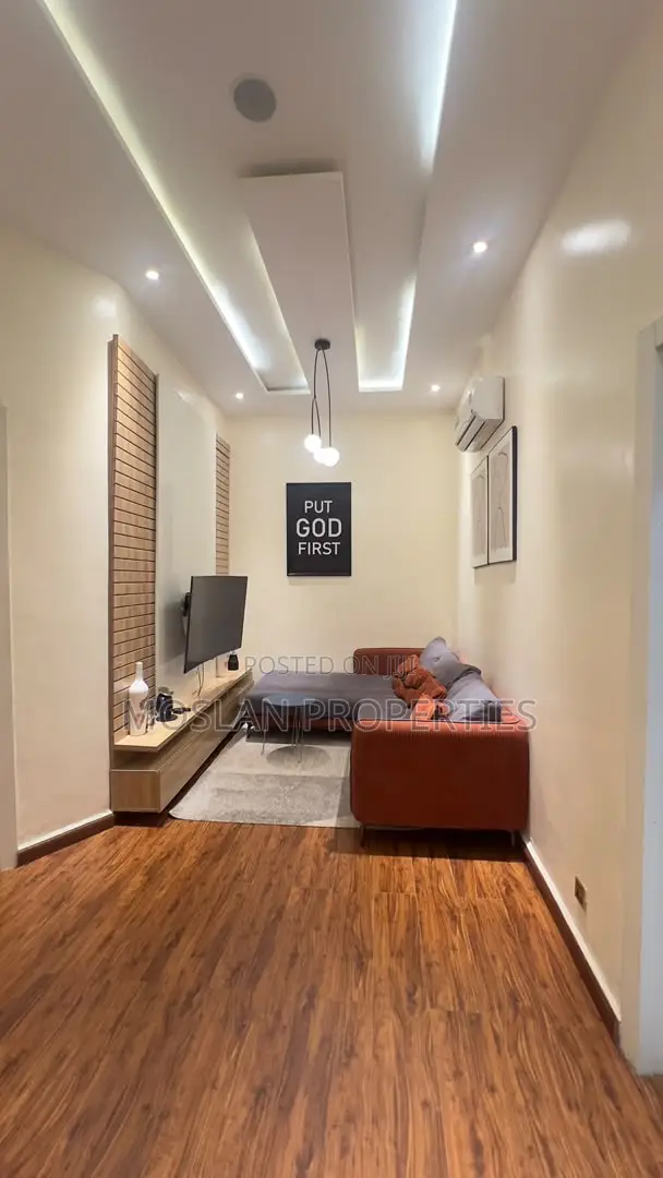 Furnished 4bdrm Duplex in Lekki Phase 2 for rent in Lekki Phase 2