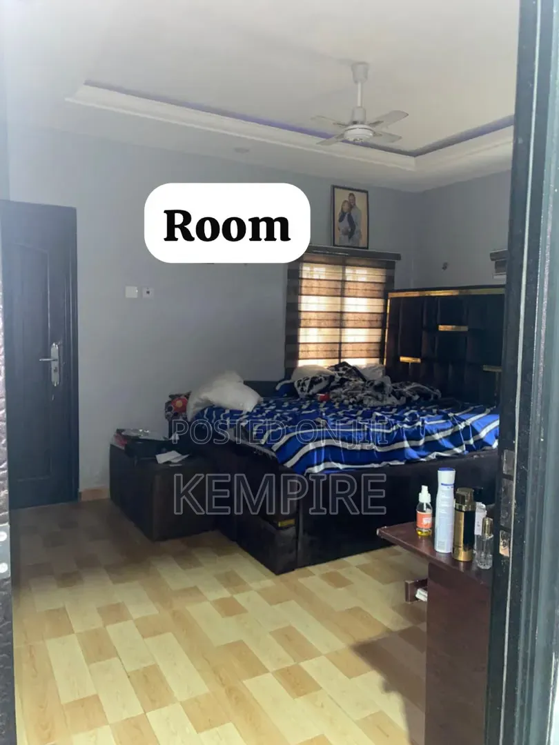 3bdrm Block of Flats in Calabar Itu, Uyo for sale in Uyo