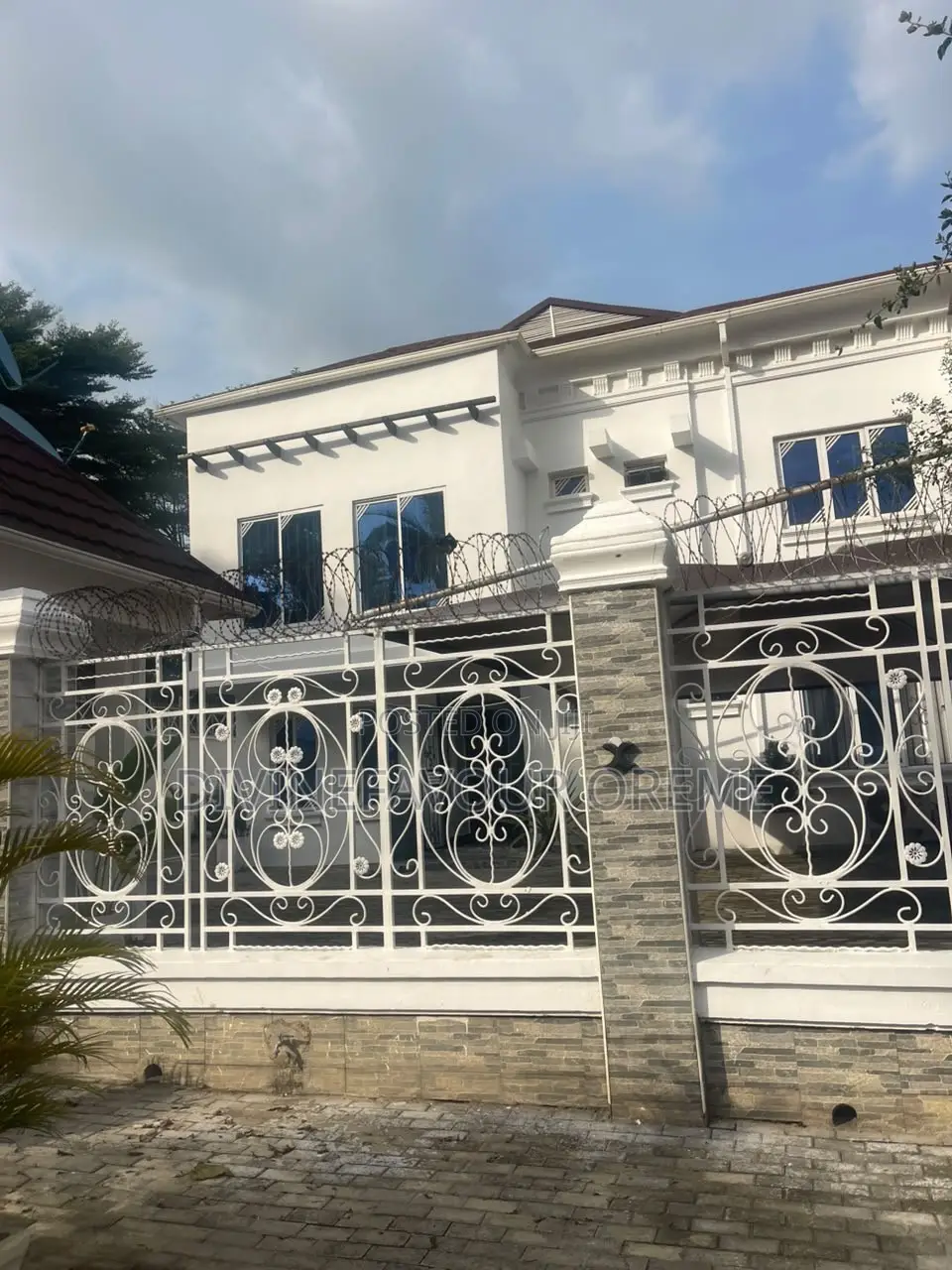 Furnished 5bdrm Duplex in Maitama for sale in Maitama