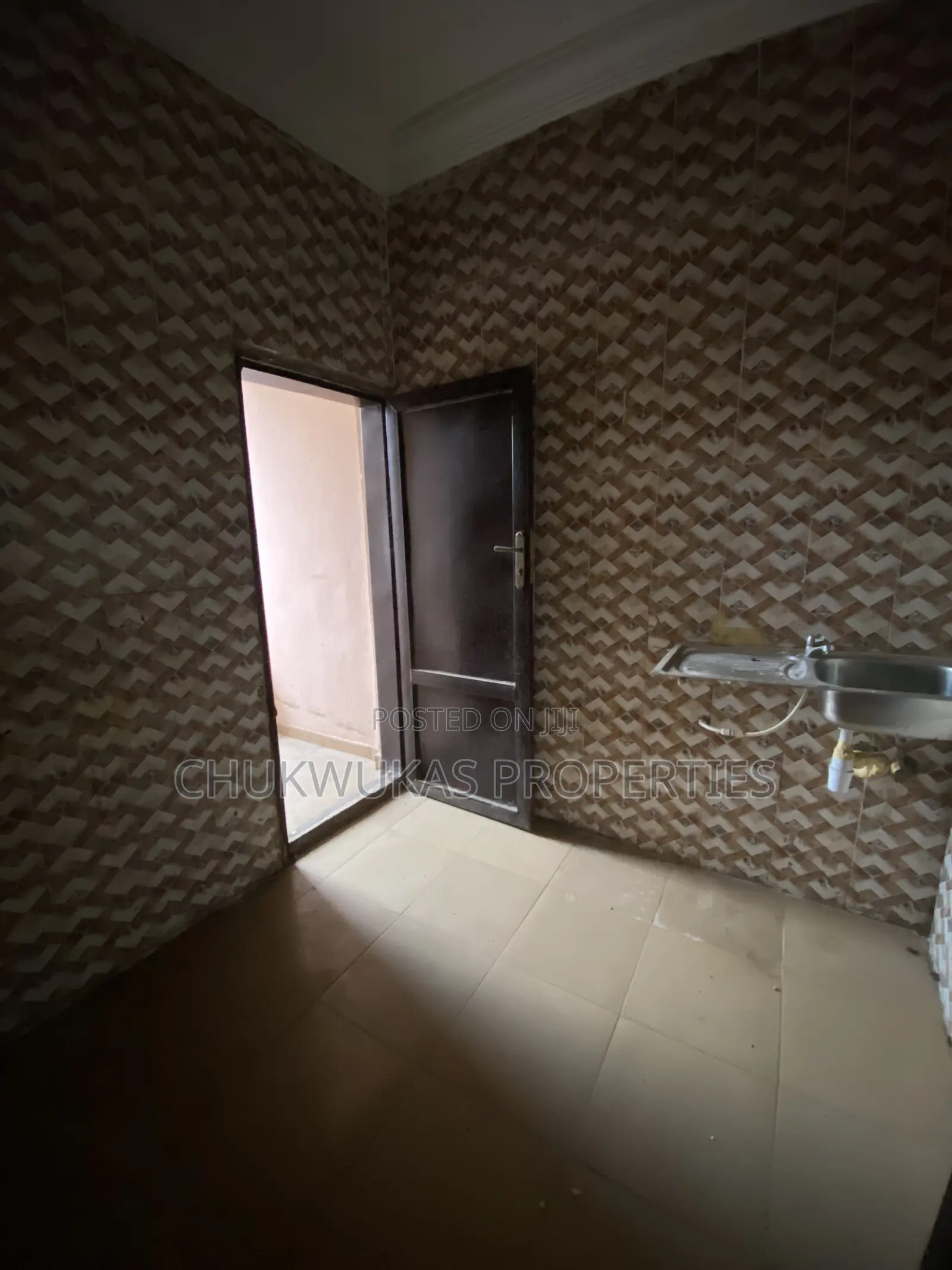 1bdrm Block of Flats in Enugu for rent in Enugu