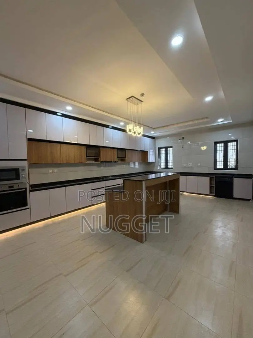 7bdrm House in Nugget, Guzape District for sale in Guzape District