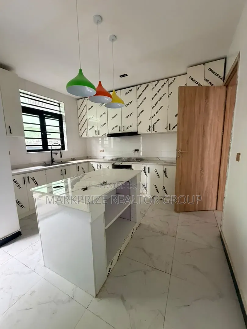 4bdrm Duplex in Ojodu Berger Lagos for sale in Berger