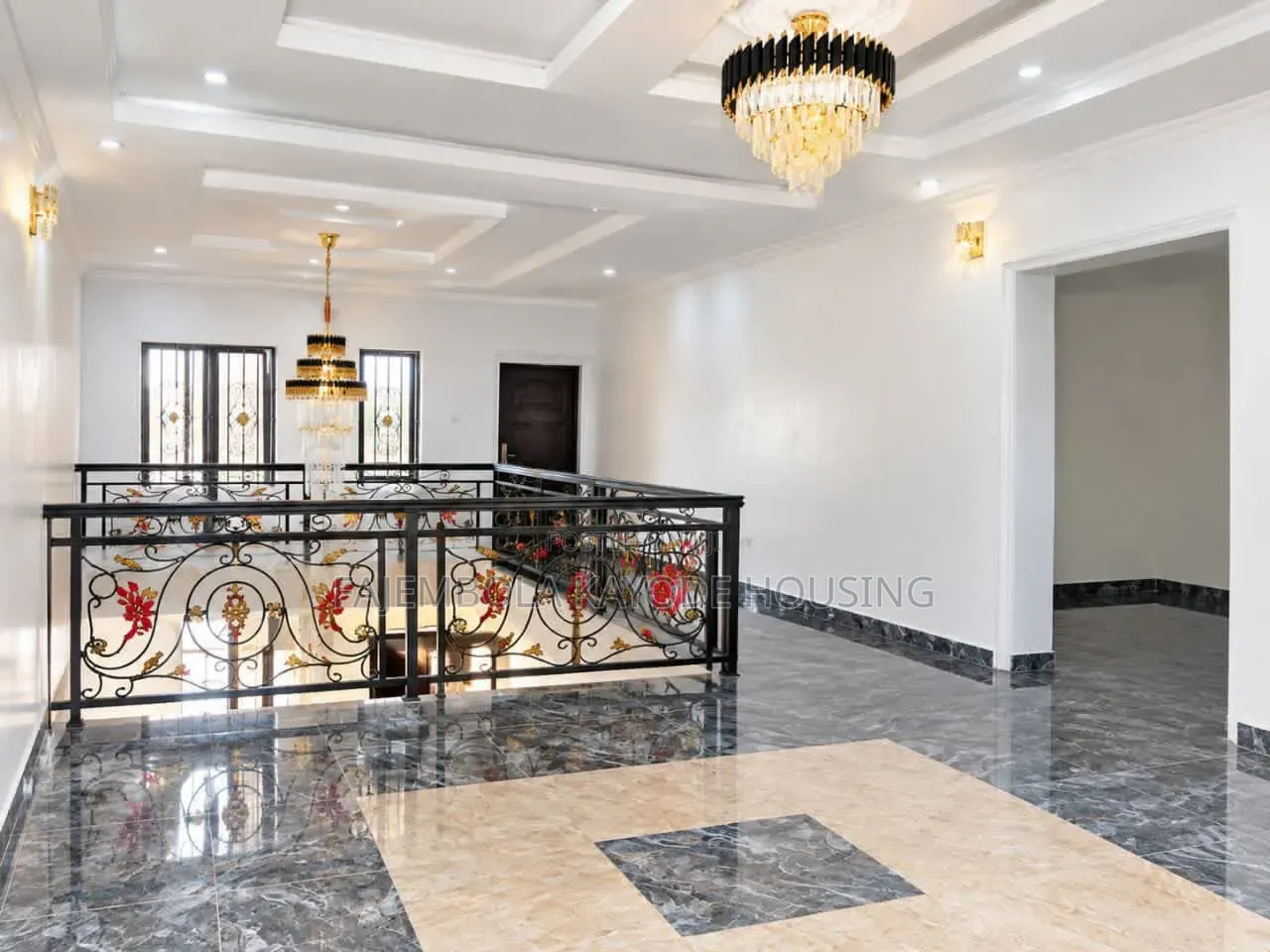 5bdrm Duplex in Kolapo Ishola Gra, Akobo for rent in Akobo