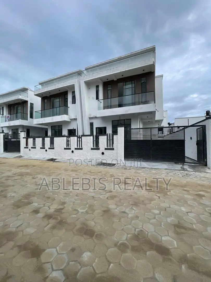 4bdrm Duplex in Ikota, Lekki Phase 2 for sale in Lekki Phase 2