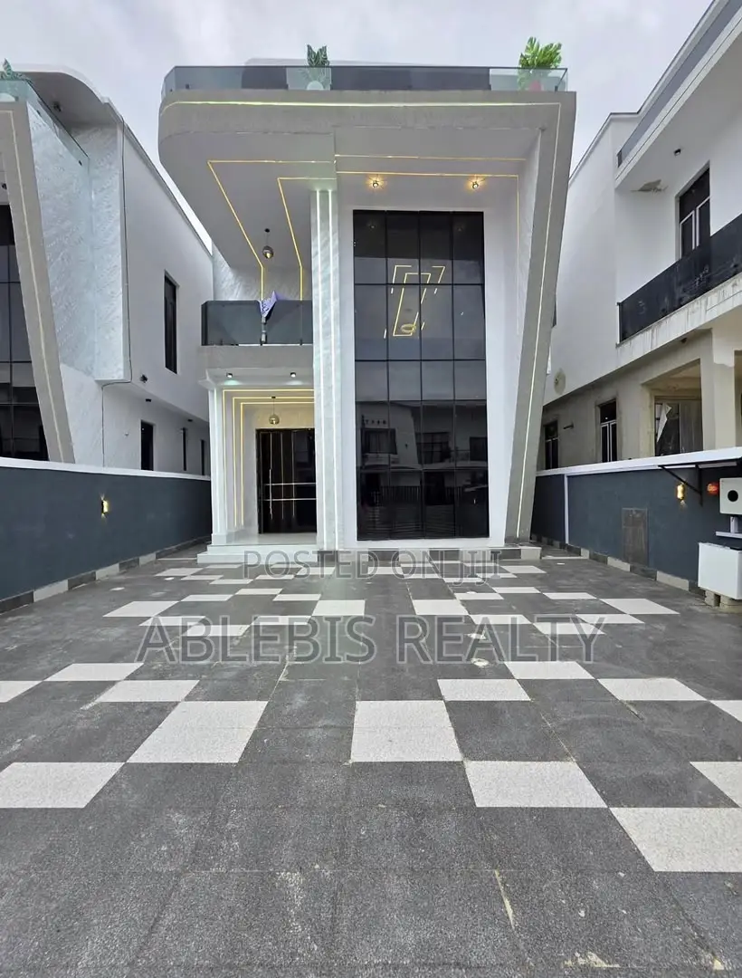 5bdrm Duplex in Ajah for sale in Ado / Ajah