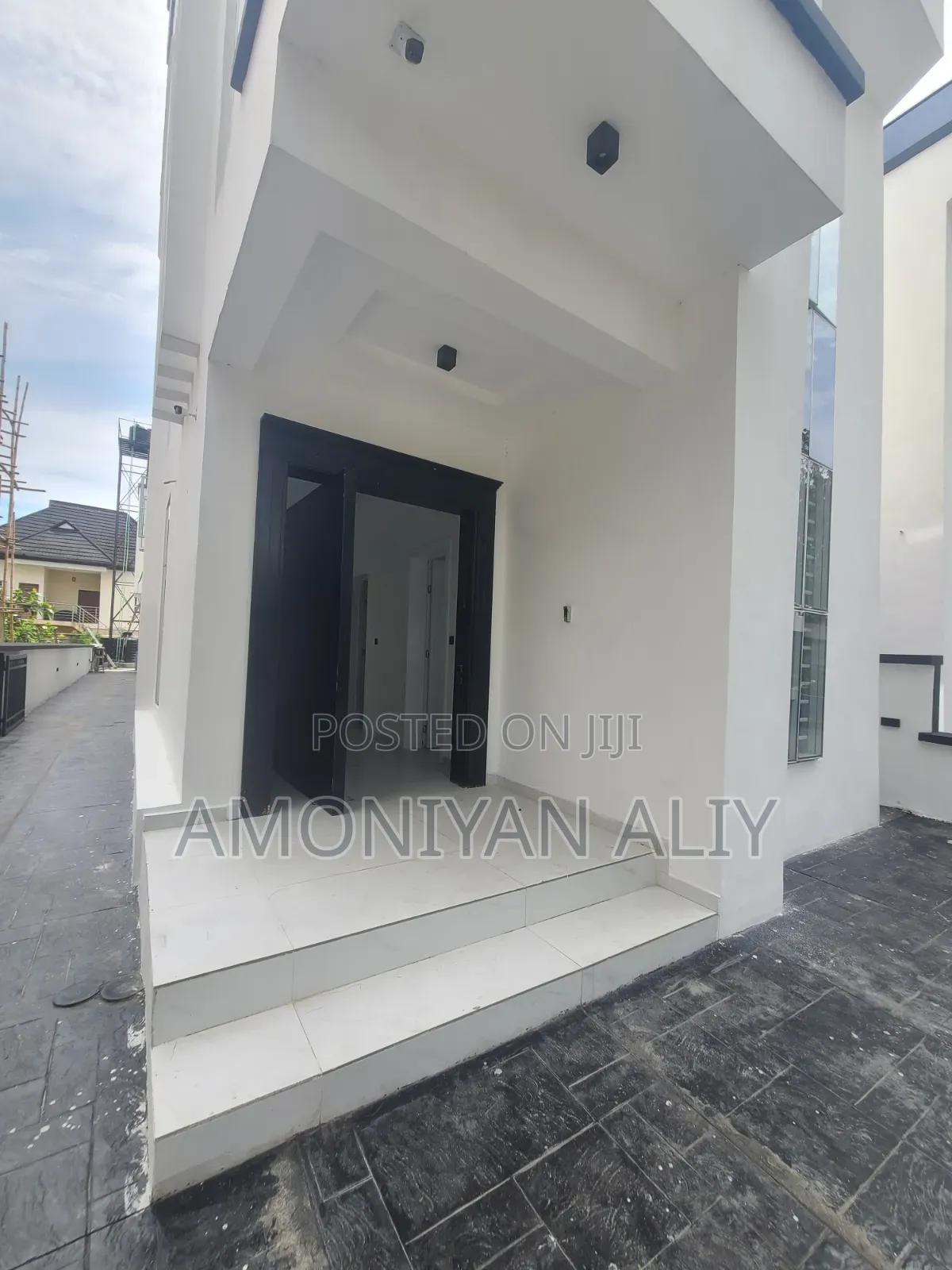 5bdrm House in Megamond Estate, Lekki Phase 1 for sale in Lekki Phase 1