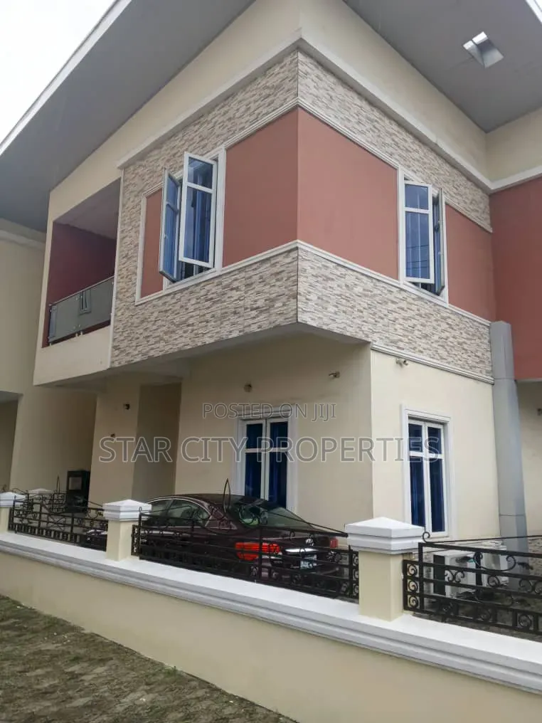 4bdrm Duplex in Adeniyi Jones Ikeja for rent in Adeniyi Jones