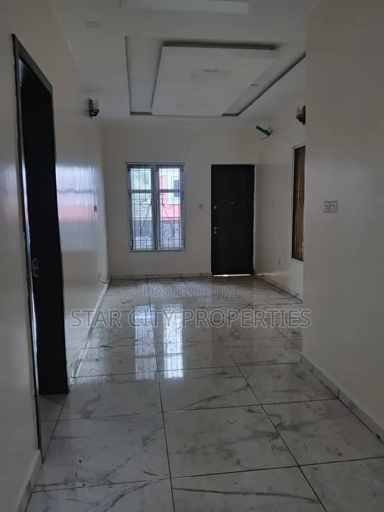 4bdrm Duplex in Adeniyi Jones Ikeja for rent in Adeniyi Jones