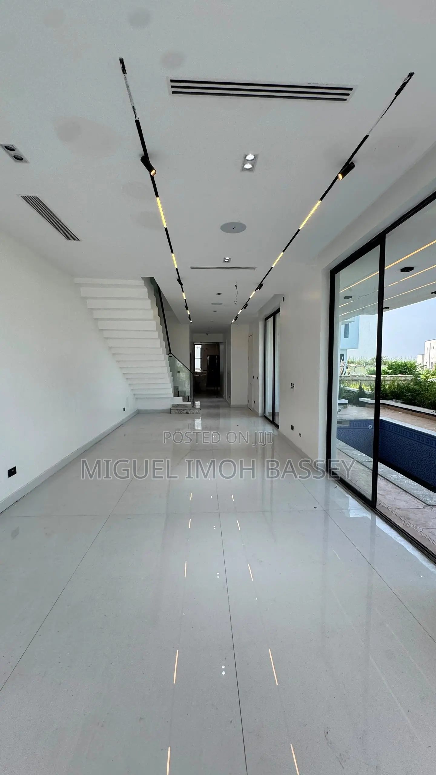 5bdrm House in Cowrie Creek Estate, Ikate for rent in Ikate