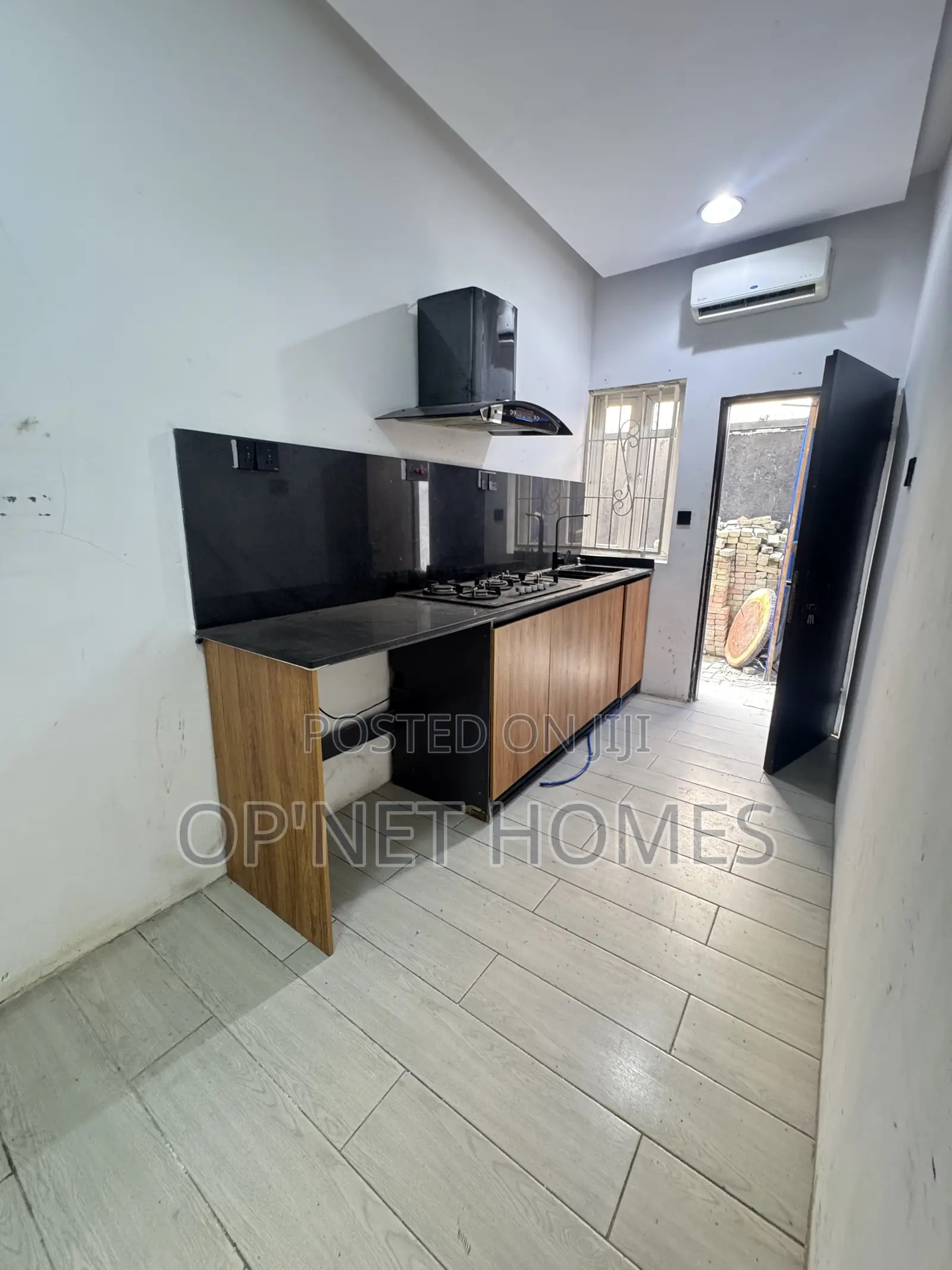 2bdrm Apartment in Lekki Phase 1 for rent in Lekki Phase 1
