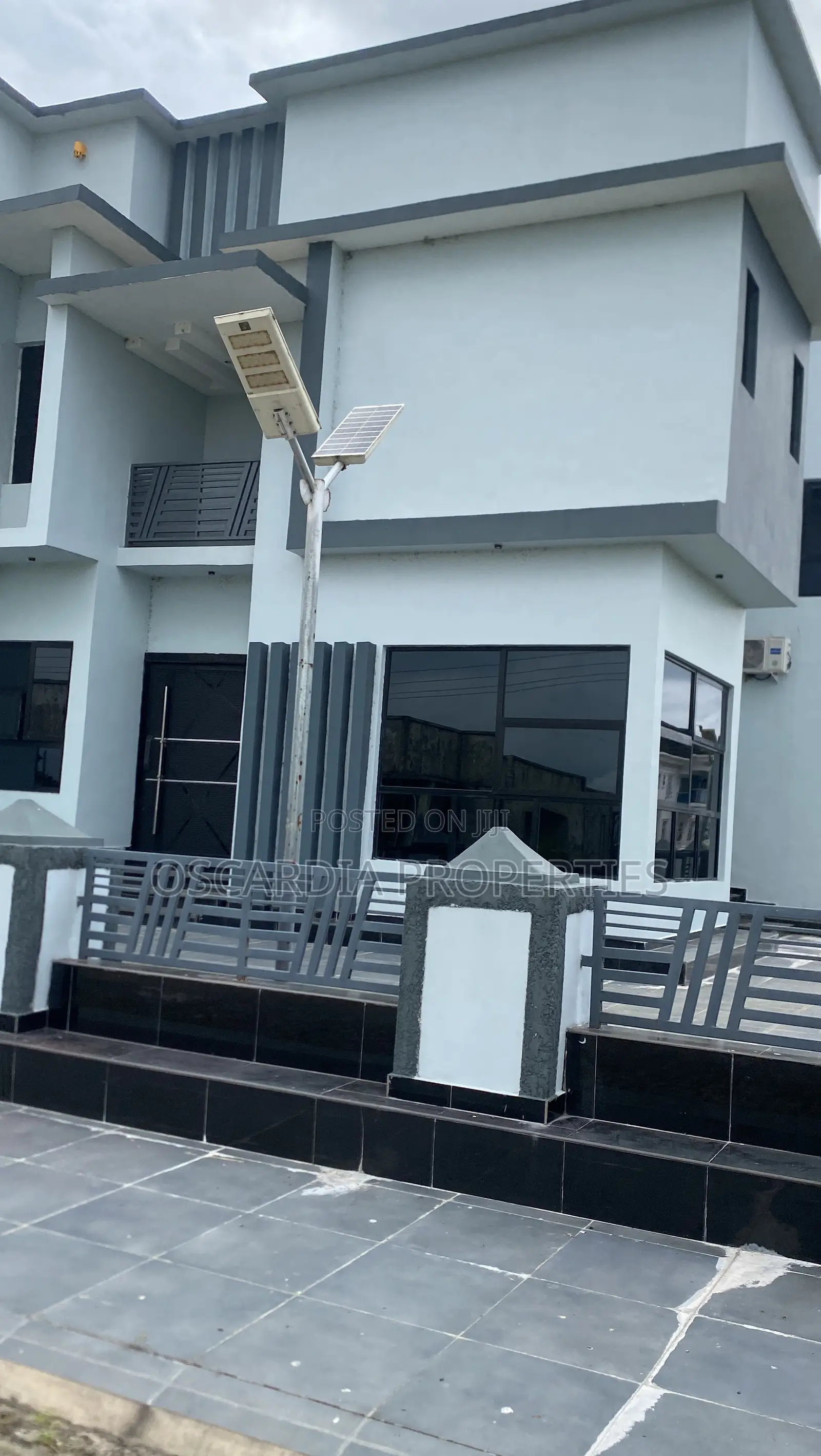 6bdrm Duplex in Beechwood Estate, Elemoro for sale in Elemoro