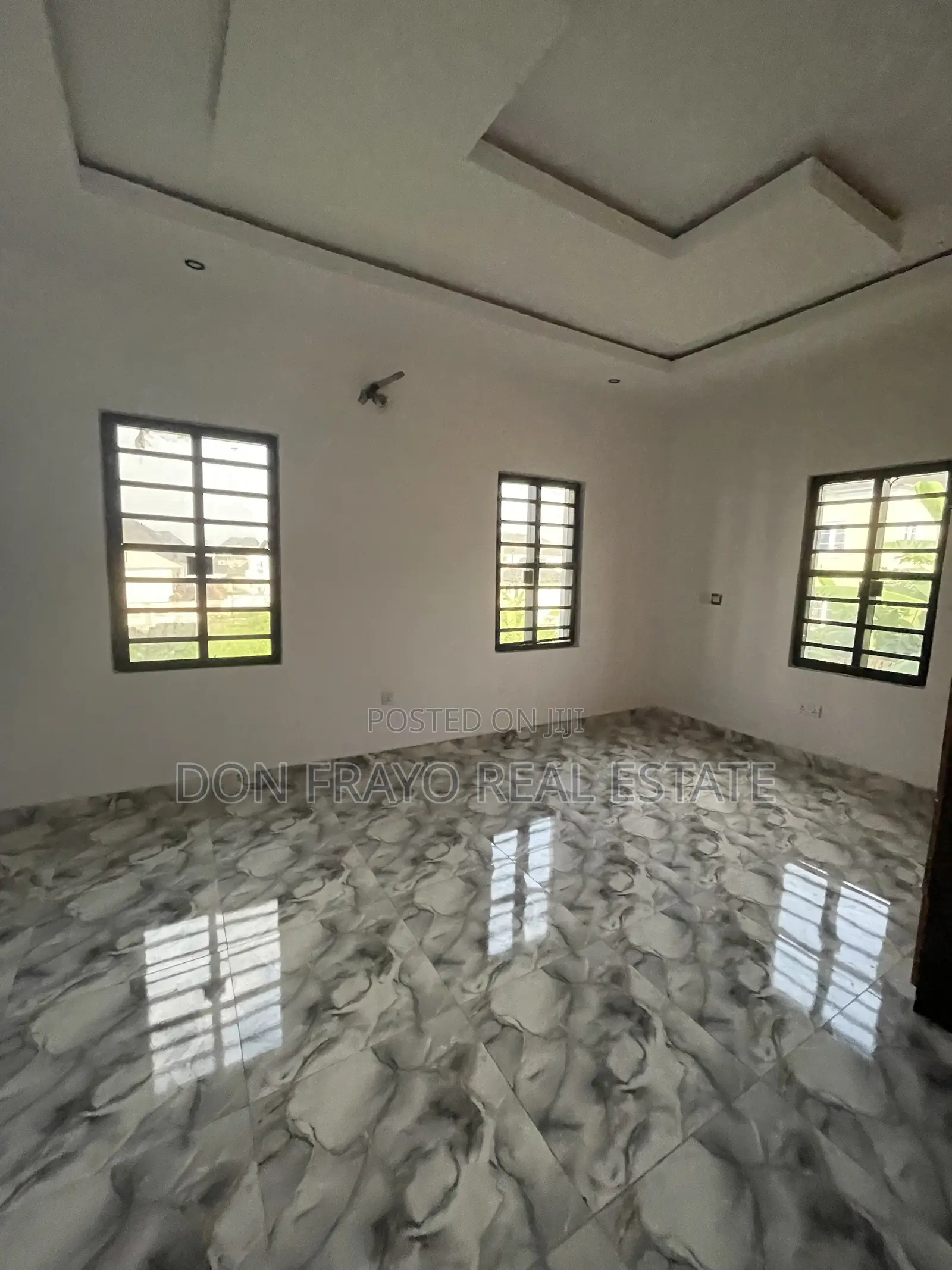 4bdrm Duplex in Kolapo Ishola Gra, Akobo for sale in Akobo