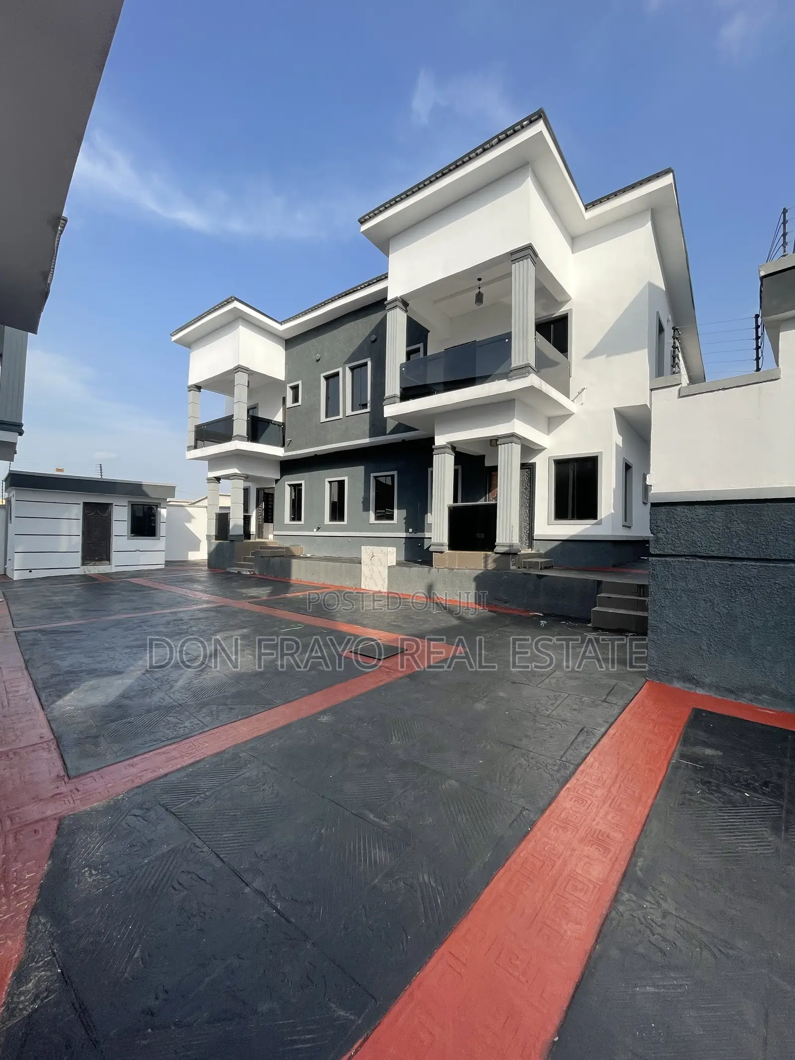 4bdrm Duplex in Kolapo Ishola Gra, Akobo for sale in Akobo
