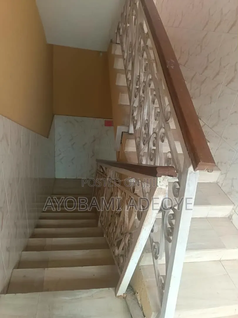 2bdrm Apartment in Chevron for rent in Chevron