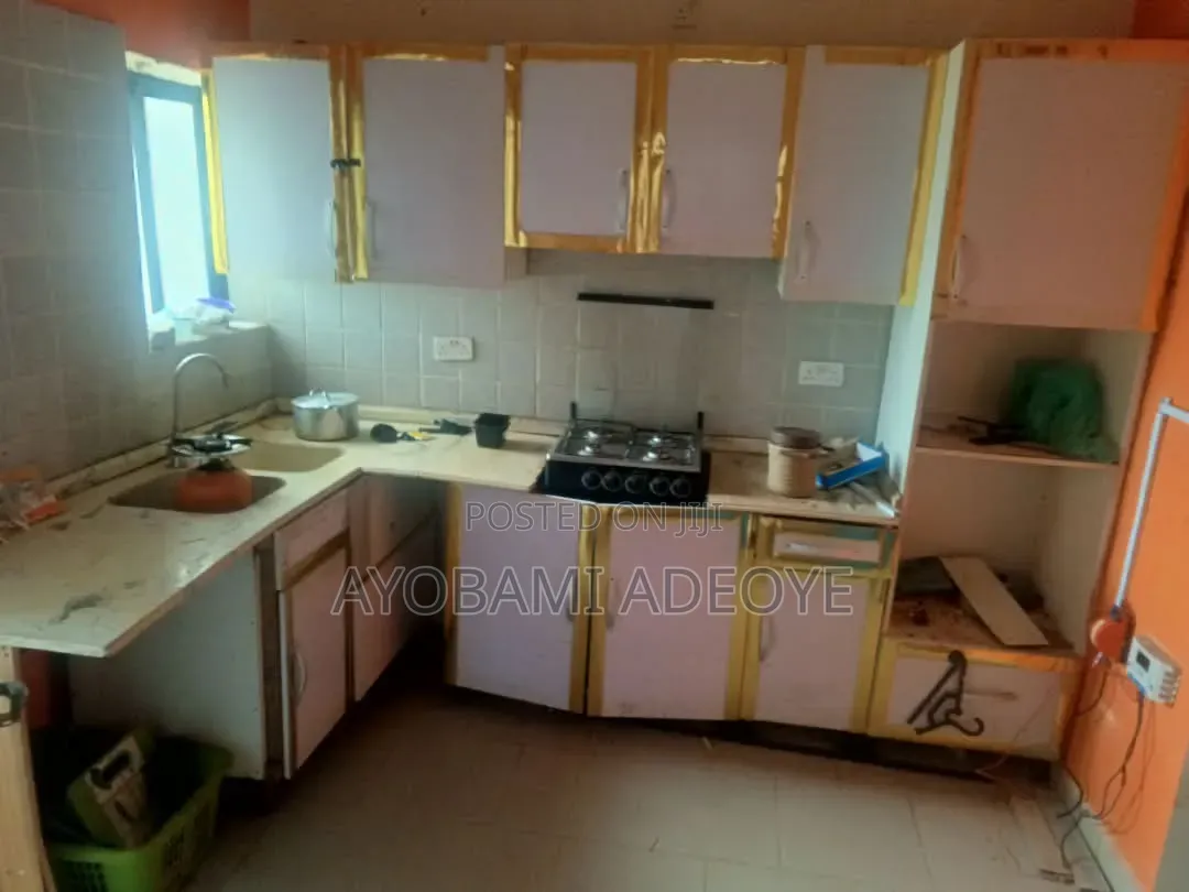 2bdrm Apartment in Chevron for rent in Chevron