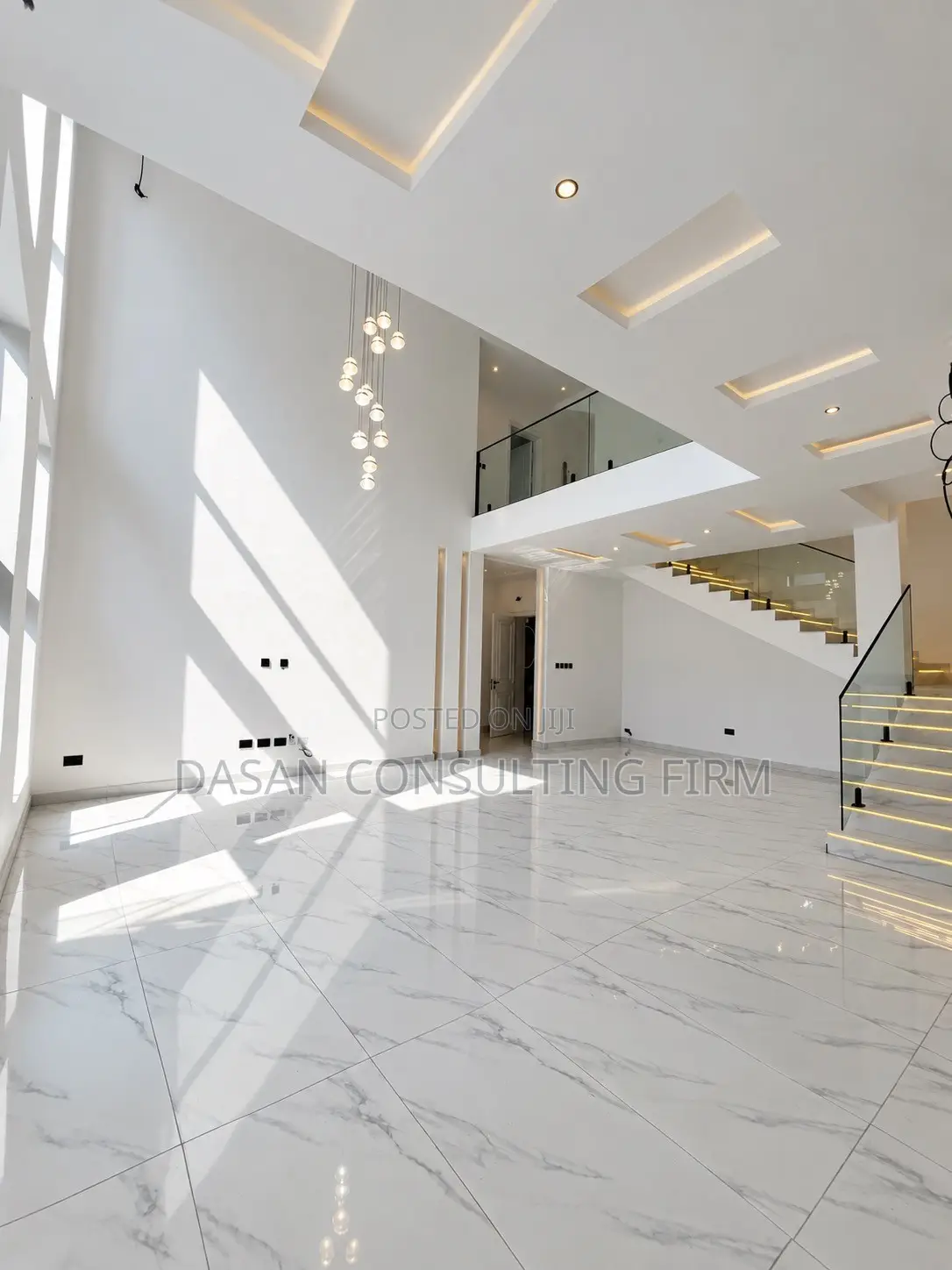 5bdrm Duplex in Lakeview Estate, Chevron for sale in Chevron