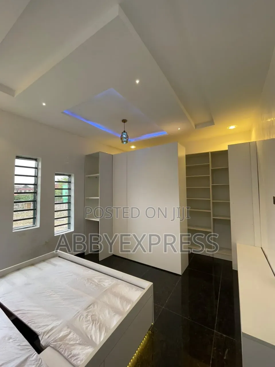 Furnished 2bdrm Duplex in Old Bodija for sale in Old Bodija