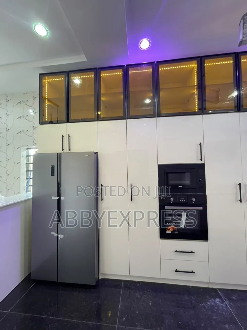 Furnished 2bdrm Duplex in Old Bodija for sale in Old Bodija