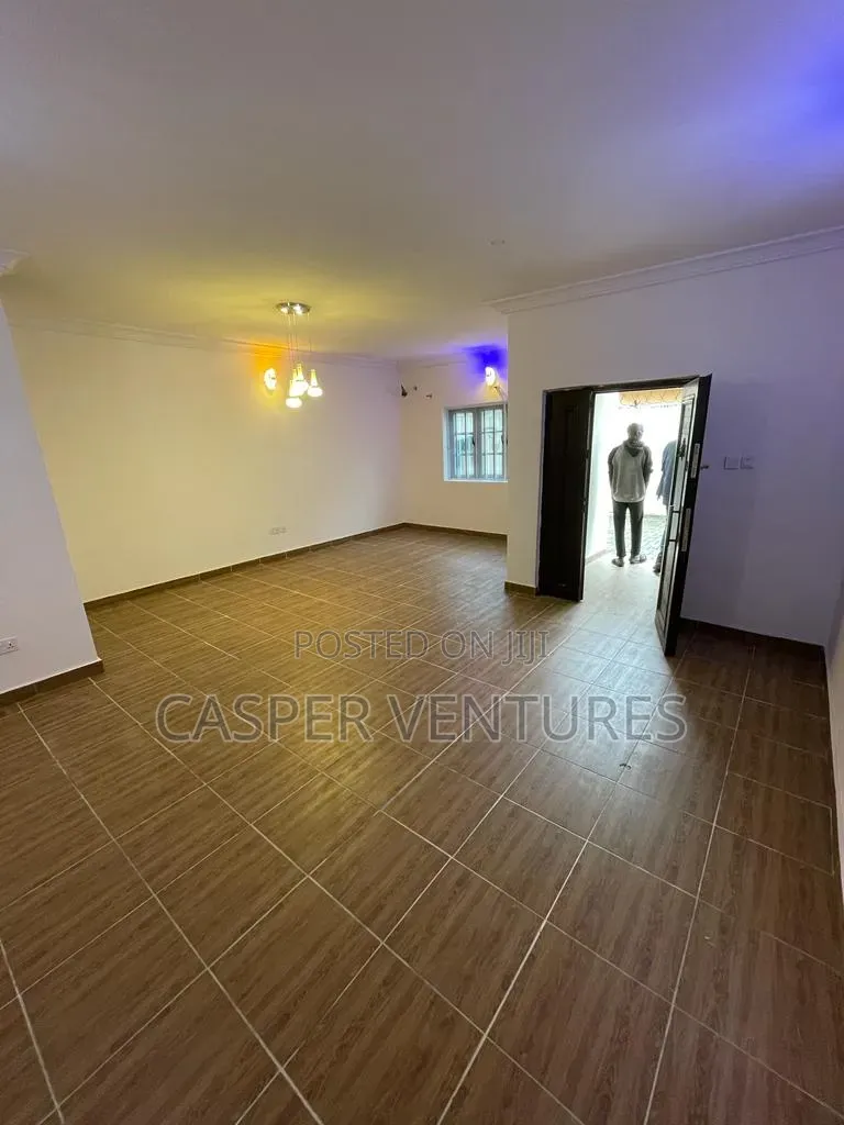 3bdrm Apartment in Saka, Ologolo for rent in Ologolo