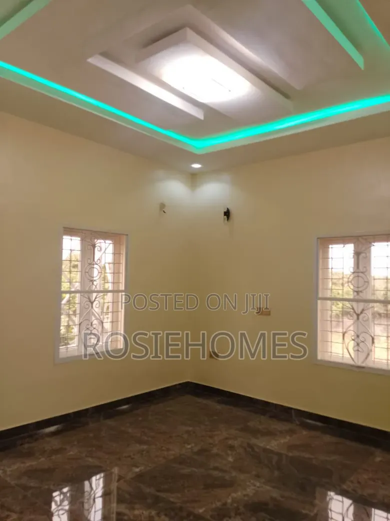 4bdrm Duplex in Fare Park, Sangotedo for rent in Sangotedo