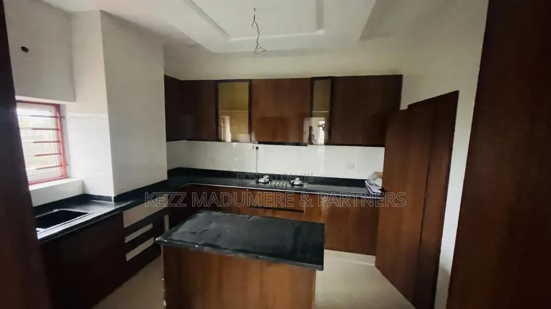4bdrm Duplex in Reefcourt Estate ,Dr for sale in Trans Amadi