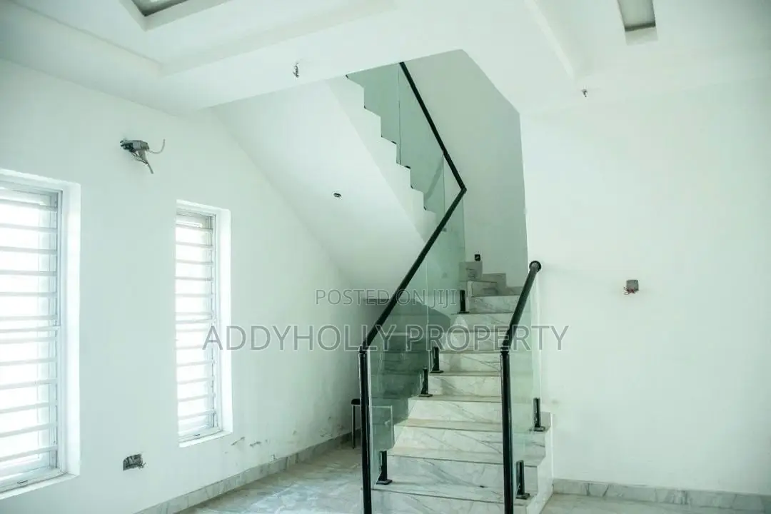 4bdrm Duplex in Ogudu for sale in Ogudu