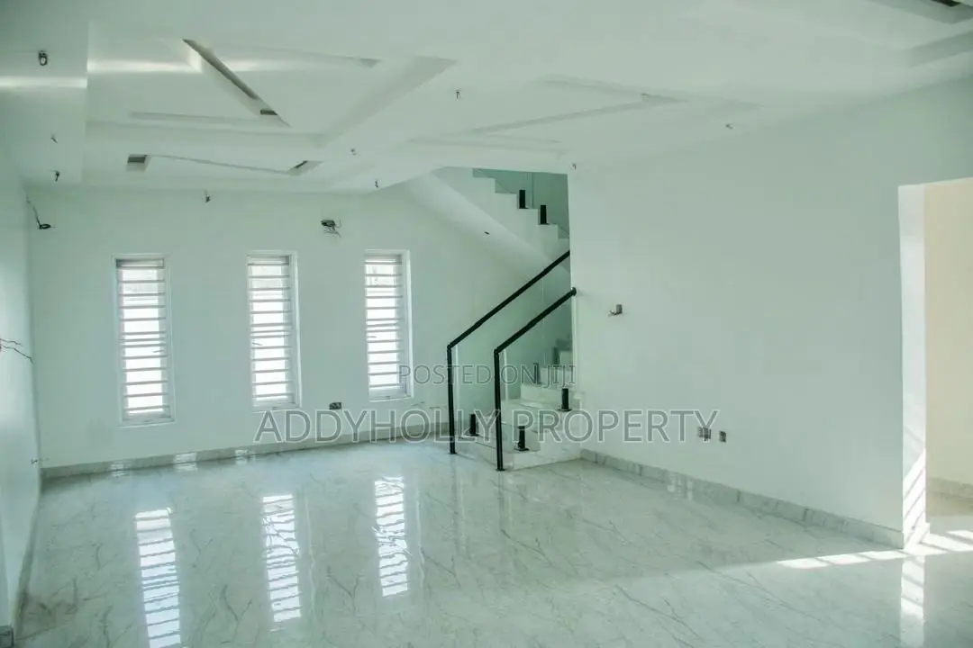 4bdrm Duplex in Ogudu for sale in Ogudu