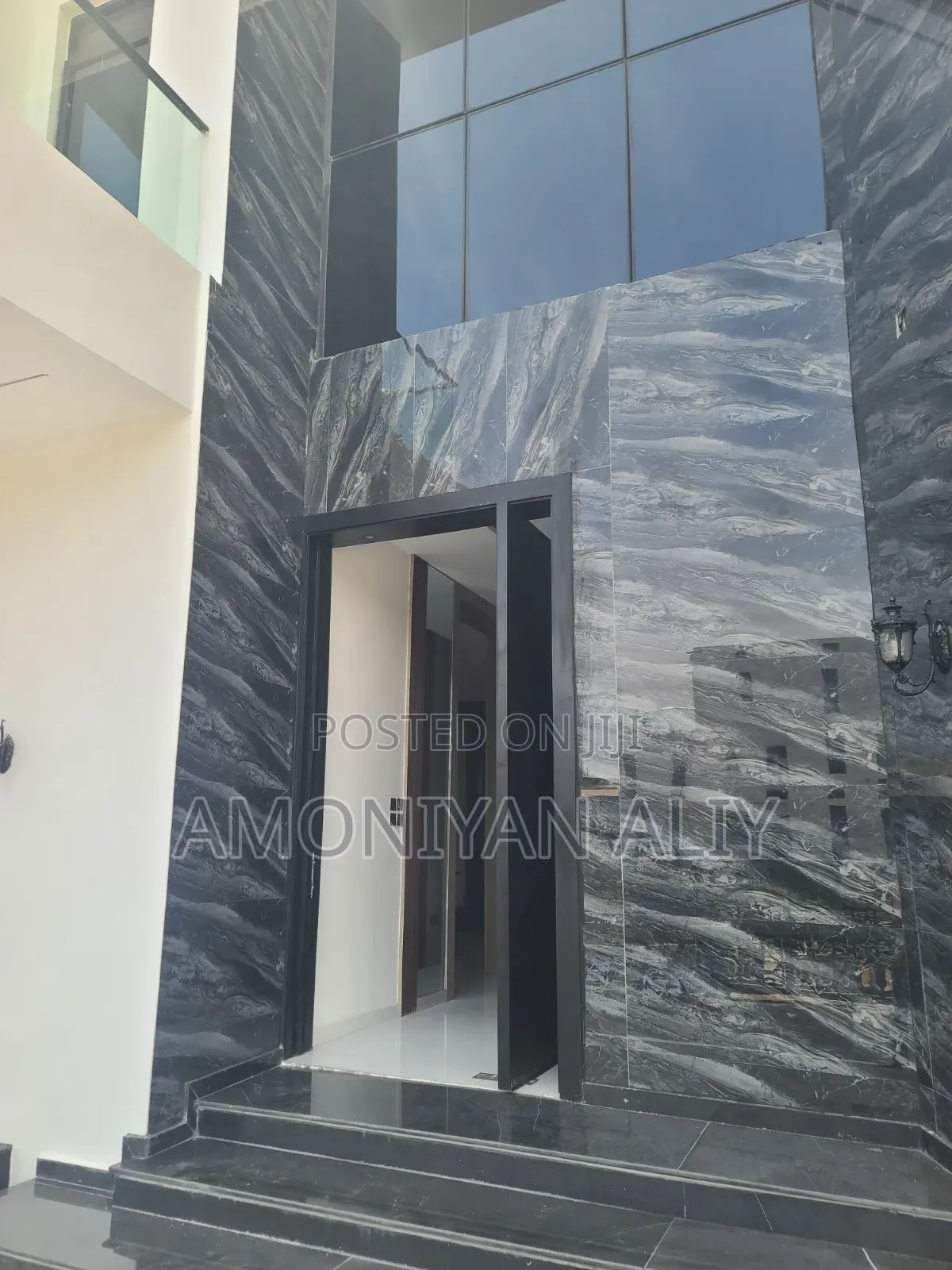 5bdrm House in Megamond Estate, Lekki Phase 1 for sale in Lekki Phase 1