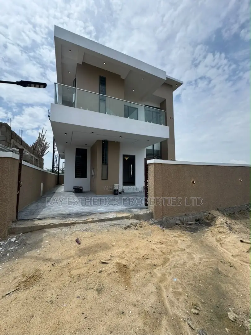4bdrm Duplex in Lekki Palm City, Ado / Ajah for sale in Ado / Ajah