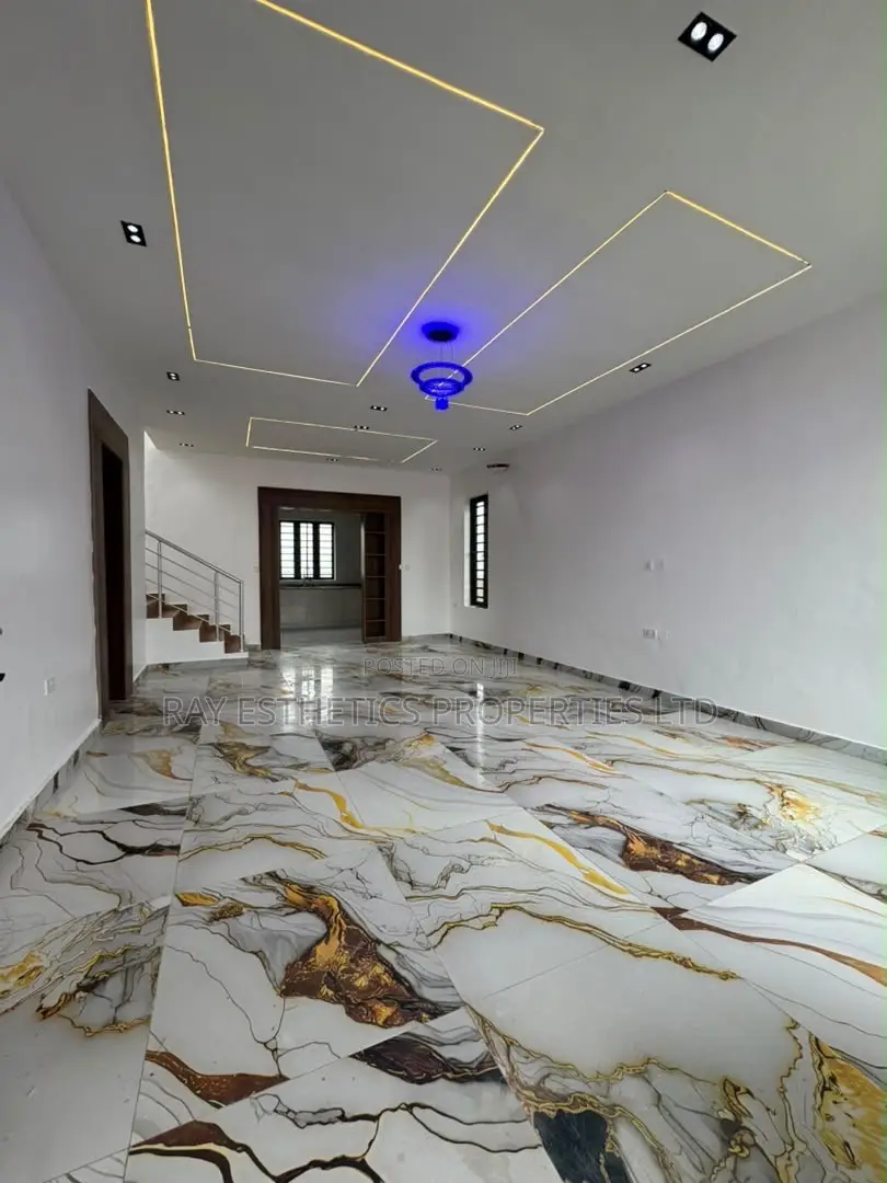 4bdrm Duplex in Lekki Palm City, Ado / Ajah for sale in Ado / Ajah