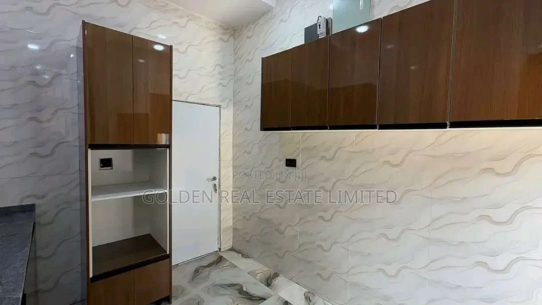 4bdrm Duplex in Life Camp for rent in Life Camp