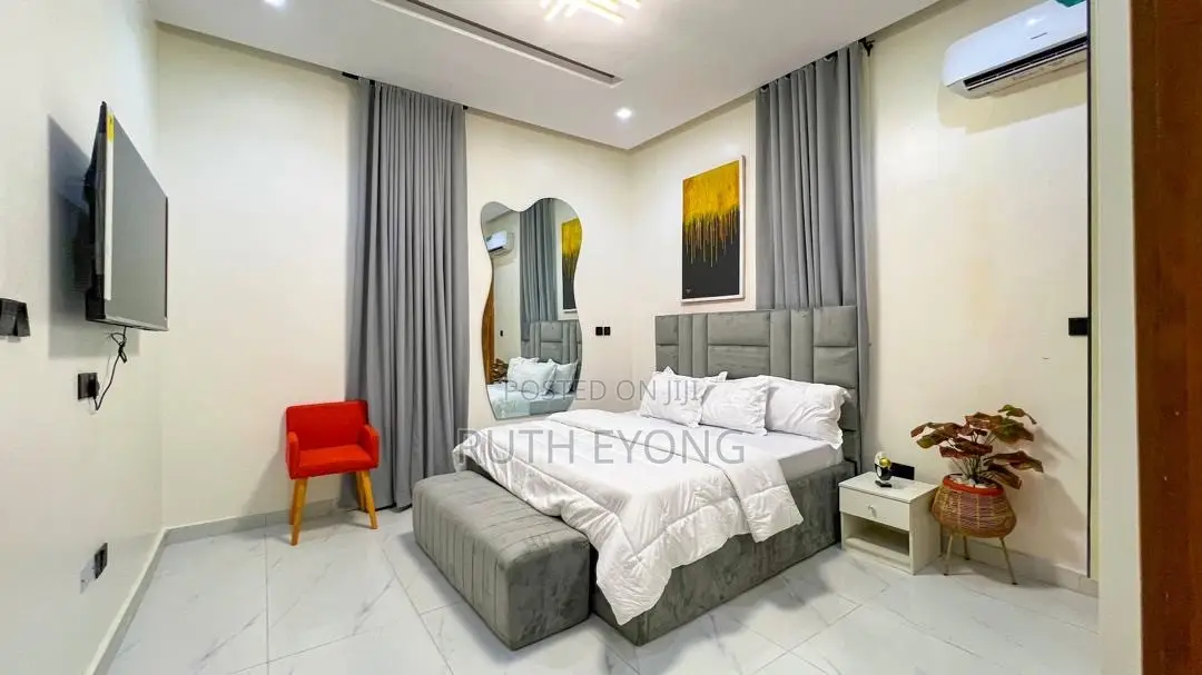 Furnished 3bdrm Duplex in Chevron for rent in Chevron