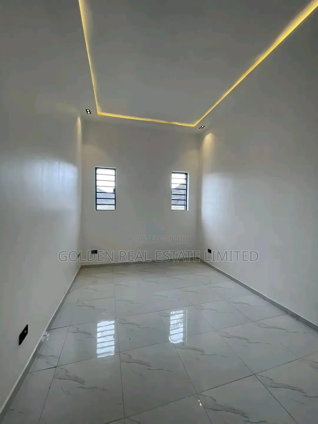 5bdrm Duplex in Lekki Phase 1 for sale in Lekki Phase 1