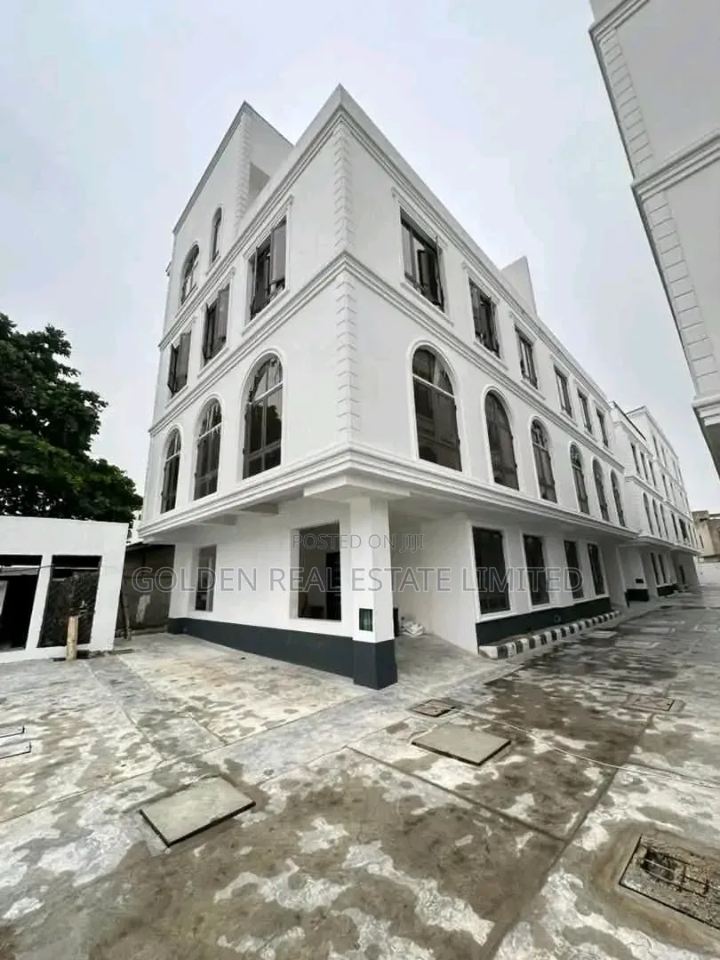4bdrm Duplex in Old Ikoyi for sale in Old Ikoyi