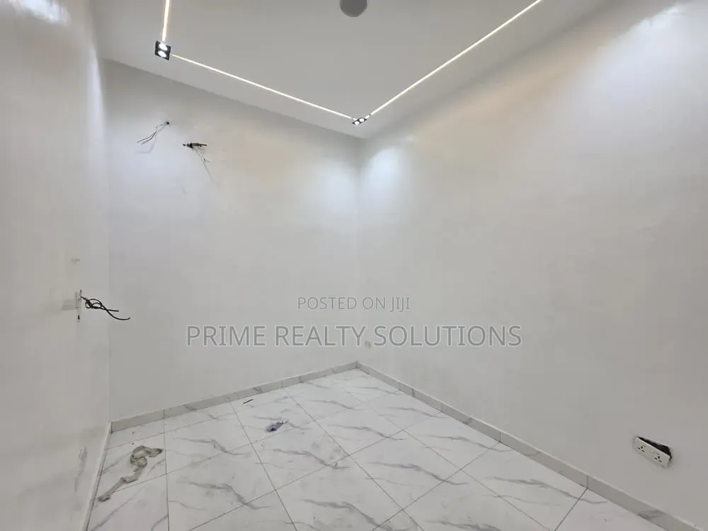 4bdrm Duplex in 𝐎𝐫𝐜𝐡𝐢𝐝 𝐑𝐨𝐚𝐝, Lekki Expressway for rent in Lekki Expressway