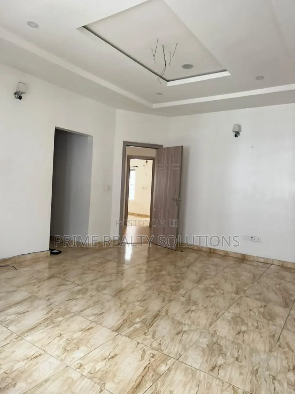 4bdrm Townhouse / Terrace in ‎𝐎𝐫𝐜𝐡𝐢𝐝 𝐥𝐞𝐤𝐤𝐢 𝐋𝐚𝐠𝐨𝐬, Lekki Expressway in Lekki Expressway